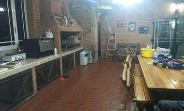 ACCESO OESTE MORENO ZONA RESIDENCIAL SOBRE 2500 m2. ARBOLADO SERVICIOS NOVOA PROPIEDADES