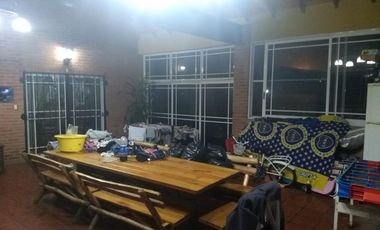 ACCESO OESTE MORENO ZONA RESIDENCIAL SOBRE 2500 m2. ARBOLADO SERVICIOS NOVOA PROPIEDADES