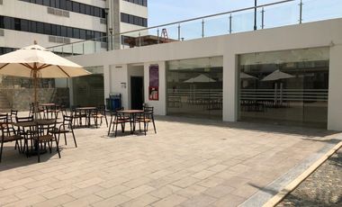 Suite de alquiler en Puerto Santa Ana, vista al río.