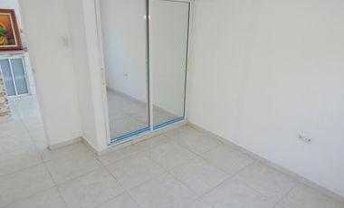 apartamento en venta en las moras. Cod V76786