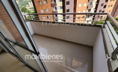 apartamento en arriendo en  niquia. Cod A69879