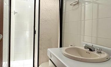 apartamento en venta en romeral. Cod V13614