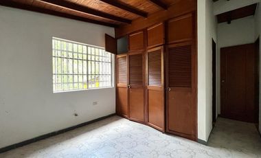 apartamento en venta en romeral. Cod V13614