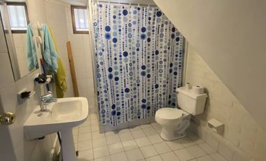 CASA EN ALAMEDA CON JUAN GODOY