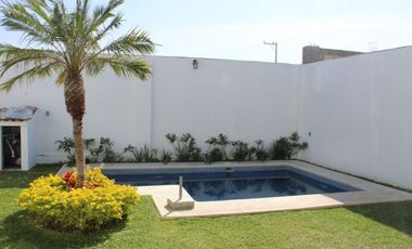 Casa en venta en fraccionamiento en Tequesquitengo, Morelos