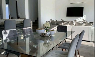 Casa en venta en fraccionamiento en Tequesquitengo, Morelos