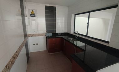 apartamento en arriendo en laureles. Cod A216067