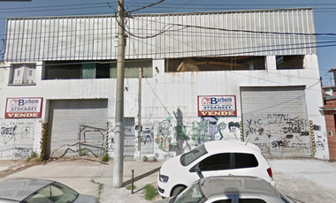 Barbaro Vende Galpon en San Martin