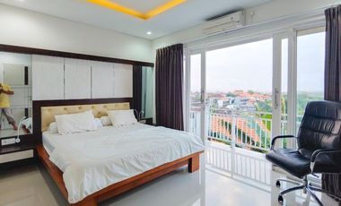 VILLA STRATEGIS DEKAT PUSAT WISATA BENOA BALI