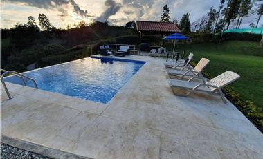 FINCA CON GLAMPING Y PISCINA CLIMATIZADA SAN VICENTE