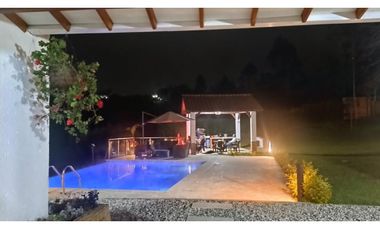 FINCA CON GLAMPING Y PISCINA CLIMATIZADA SAN VICENTE