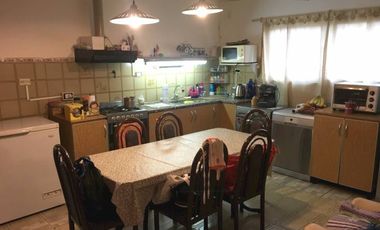 Casa en venta en Villa Luzuriaga