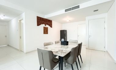 Apartemen Regatta The Icon