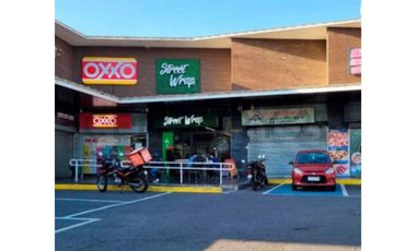 LOCAL COMERCIAL STRIP CENTER LA FLORIDA