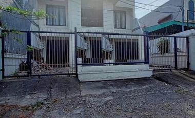 Disewakan Rumah 2 lantai di Bratang Binangun, Surabaya
