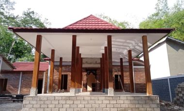 Rumah Joglo Dengan Ukiran Khas Yang Cantik Cuma 900jtan di Klaten