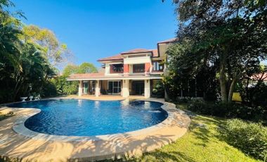 8 Bedroom Villa for sale at Lanna Ville