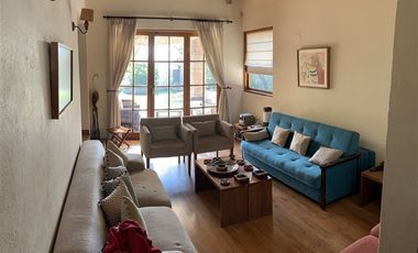 Casa en Venta en Antupiren / Casanova / Sendero Los Conejos J80