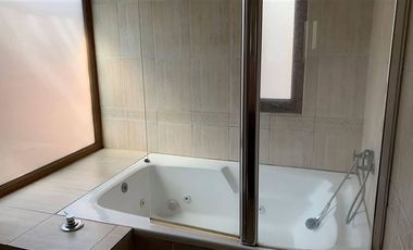 Casa en Venta en Antupiren / Casanova / Sendero Los Conejos J80