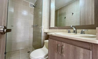 apartamento en arriendo en cumbres. Cod A776724