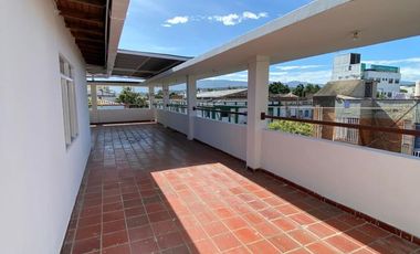 edificio en arriendo en centro. Cod A1431