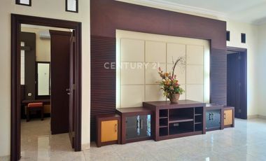 Rumah Mewah Di Perumahan Maguwoharjo Dekat Kampus UPN