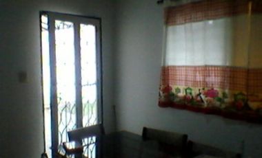 Chalet 3 Ambientes con entrada de auto