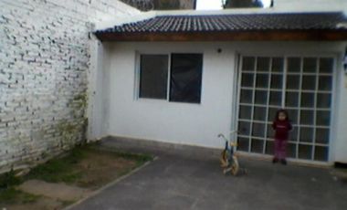 Chalet 3 Ambientes con entrada de auto