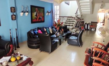 casa en venta en modelo. Cod V23685