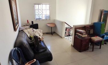 casa en venta en modelo. Cod V23685