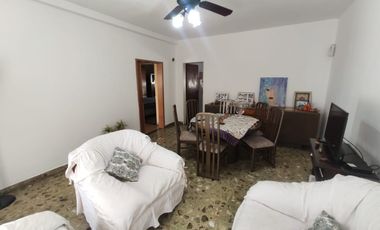 Casa en venta en Moron Sur