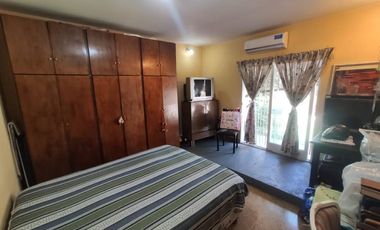 Casa en venta en Moron Sur