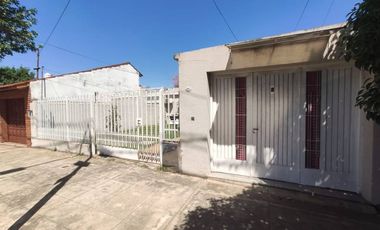 Casa en venta en Moron Sur