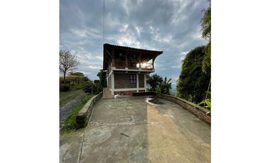 SE VENDE FINCA EN FILANDIA