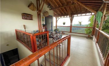 SE VENDE FINCA EN FILANDIA