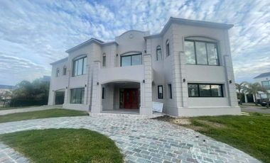 Casa en venta en Nuevo Quilmes