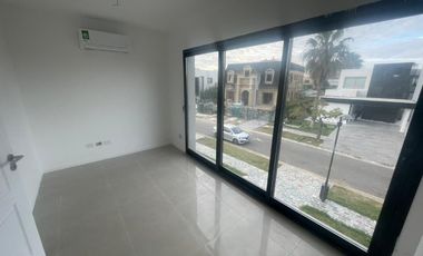 Casa en venta en Nuevo Quilmes