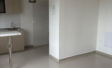 apartamento en arriendo en prados del este. Cod A3423