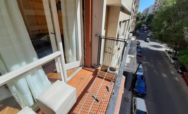 Alquiler temporario - Departamento · 2 ambientes c/ balcón saliente · Lamadrid 2252
