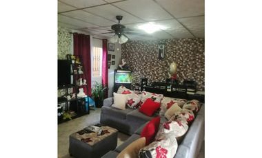 SE VENDE CASA en Pedregal Chiriquí
