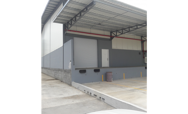 Vendo Complejo de 4 Bodegas ID6362JD