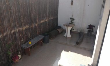 Venta Monoambiente con patio en Morón.