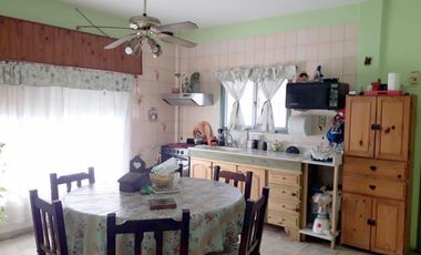 VENTA - ALDO BONZI - CASA 3 AMB - COD 872