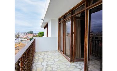 En venta casa y terreno ideal para hostería u hotel