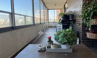 Departamento en venta de 3 dorm y 3 baños en Vitacura
