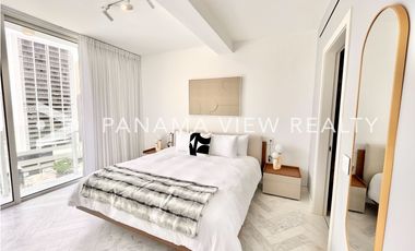 WANDERS & YOO / MARBELLA / VENTA