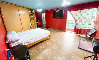 Casa extravagante en venta a un par de cuadras del centro de Tepotzotlán.