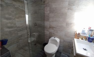 CASA UNIFAMILIAR EN VENTA AMAZONIA BELLO