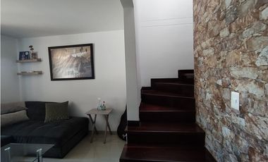 CASA UNIFAMILIAR EN VENTA AMAZONIA BELLO