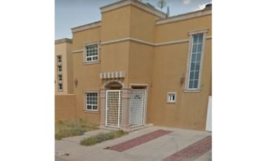 Remato casa en Meoqui, Chihuahua $1,170,000